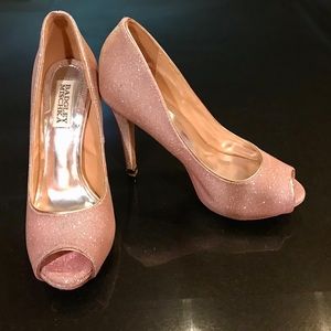 Badgley Mischka Humbie IV Peep-Toe Pump